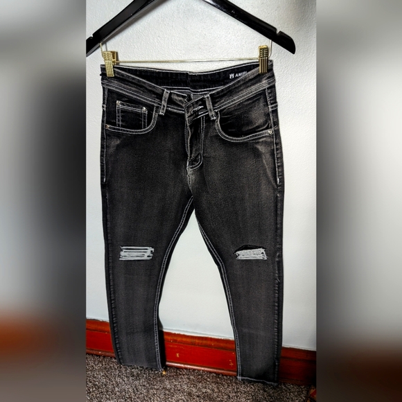 Amiri jeans brand new. - Picture 2 of 2